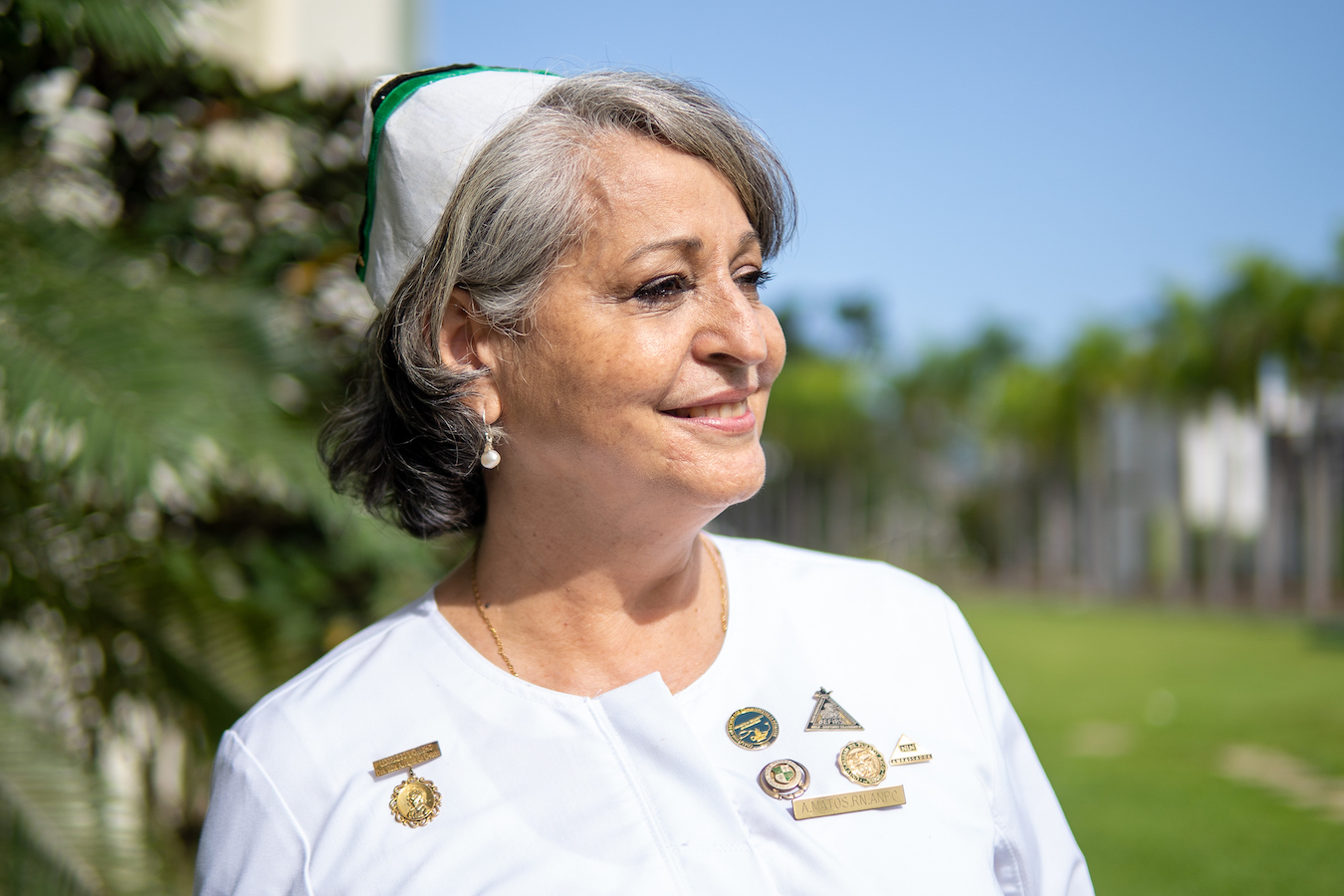 the-vaccination-queen-nurse-practitioner-takes-covid-shots-house-to