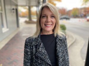 Private emails, texts, about government business often not kept on file – Tennessee Lookout